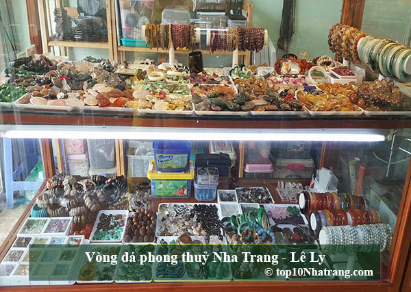 Vòng đá phong thuỷ Nha Trang - Lê Ly